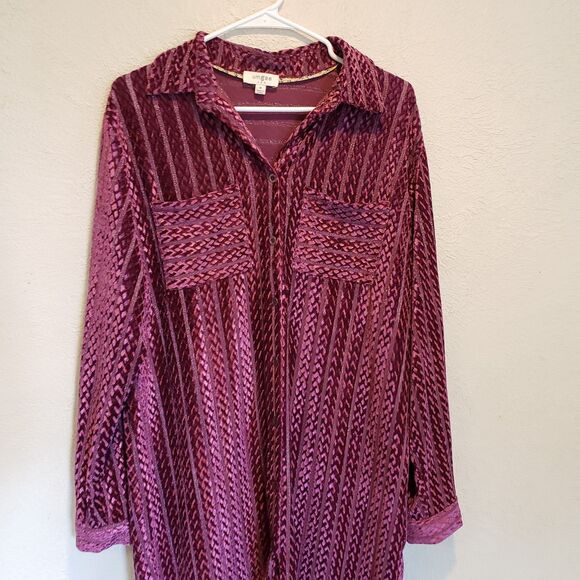 Umgee Texture Curved Hem Button Down Shirt Dress Size M Purple - Picture 5 of 7